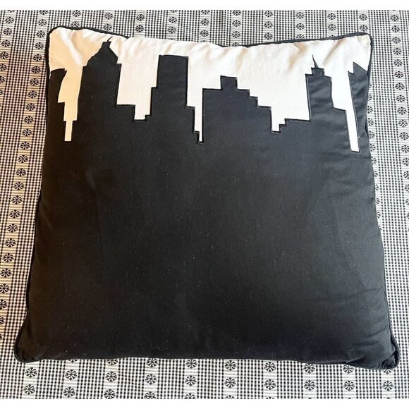Alamode Home City Skyline Throw Pillow Cover 26” Black White Cotton Passport - Picture 5 of 5
